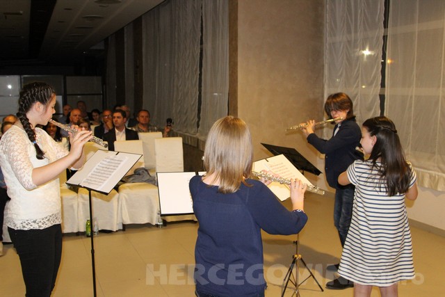 Čitluk: Predstavljena knjiga Ivana Sivrića  Knjiga o knjigama