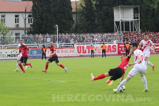 HŠK Zrinjski: FK Sloboda 2:1