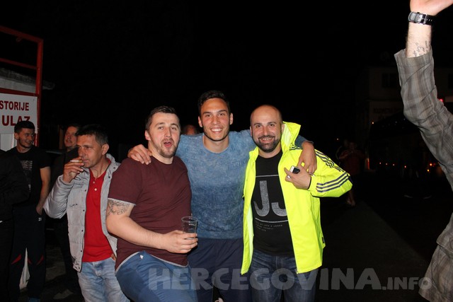 Veličanstven doček nogometaša Zrinjskog nakon osvajanja titule prvaka 