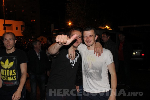 Veličanstven doček nogometaša Zrinjskog nakon osvajanja titule prvaka 