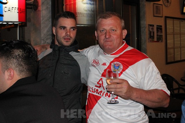 Veličanstven doček nogometaša Zrinjskog nakon osvajanja titule prvaka 