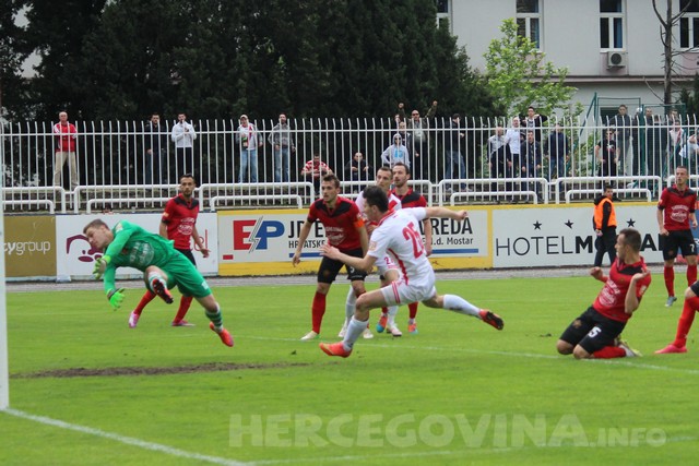 HŠK Zrinjski: FK Sloboda 2:1