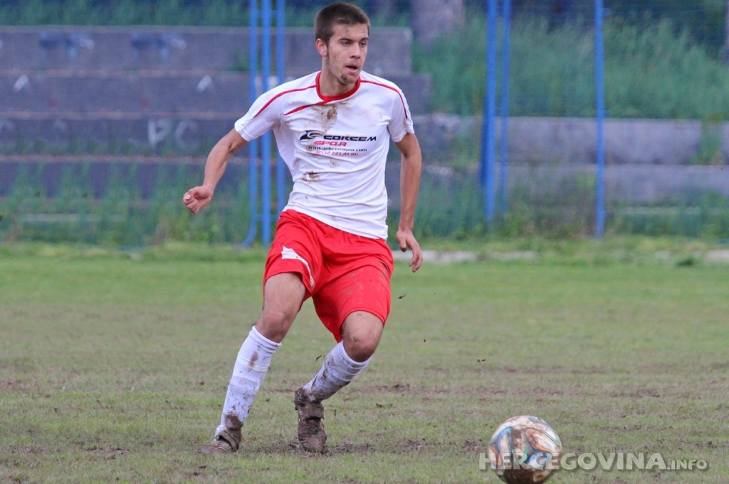 Juniori Veleža slavili u Lukavici, uvjerljiva pobjeda kadeta Slavije