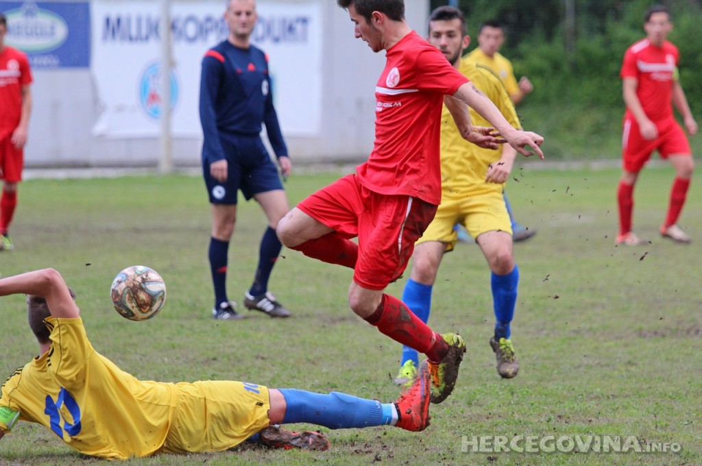 Juniori Veleža slavili u Lukavici, uvjerljiva pobjeda kadeta Slavije