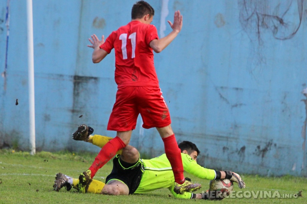 Juniori Veleža slavili u Lukavici, uvjerljiva pobjeda kadeta Slavije