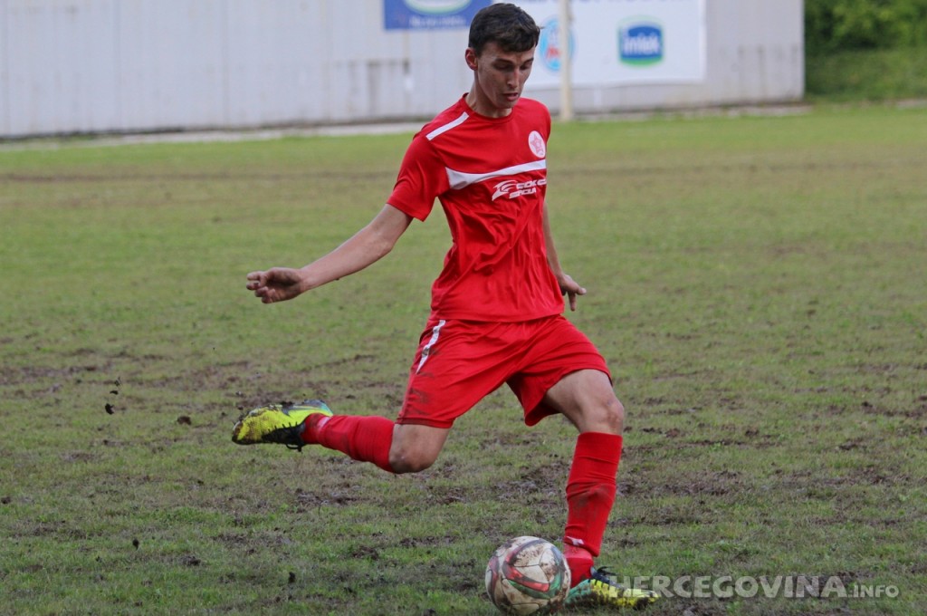 Juniori Veleža slavili u Lukavici, uvjerljiva pobjeda kadeta Slavije