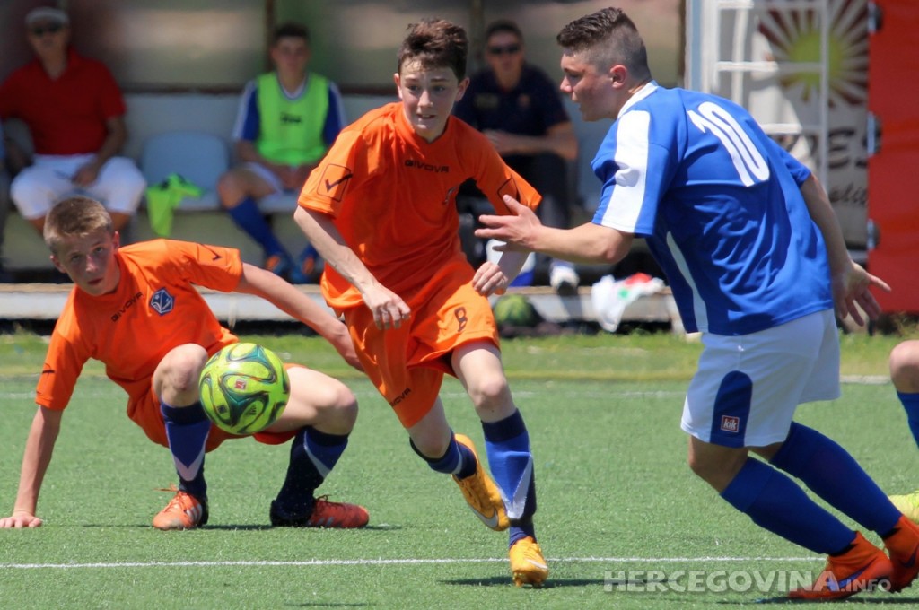 Pioniri i kadeti Adriatica i Varaždina podijelili bodove