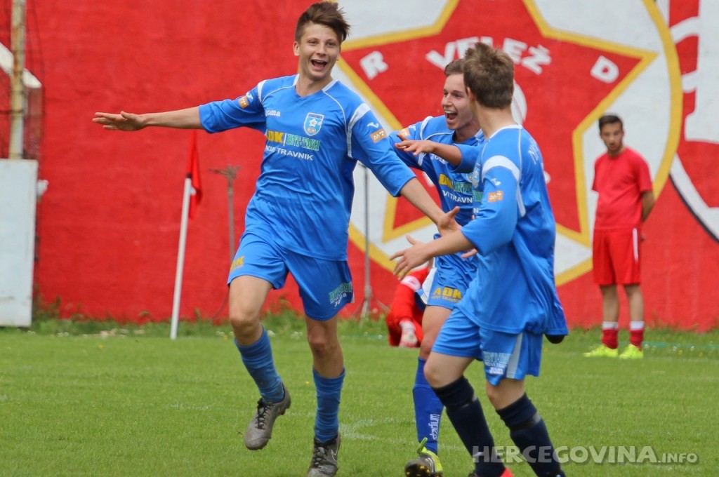 Kadeti Travnika pregazili Velež, juniorima Veleža još jedna pobjeda u nizu