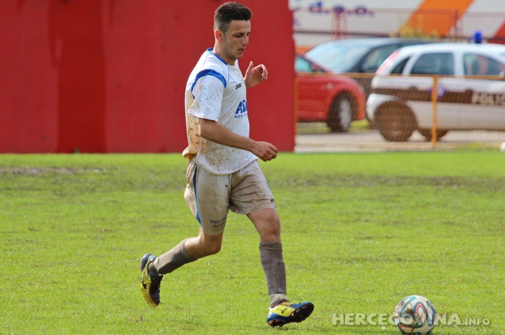 Kadeti Travnika pregazili Velež, juniorima Veleža još jedna pobjeda u nizu