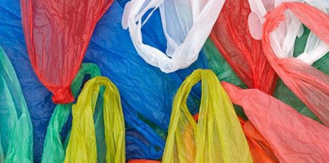 Odličan trik kako čuvati hrpu vrećica na vrlo malom prostoru