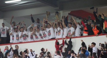 Sa Zrinjskim u Europu: Prljavo Kazalište pjeva za prvake BiH