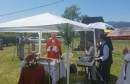 bosanski petrovac, Biskup Franjo Komarica, biskup komarica, misa