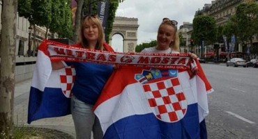 Stadion HŠK Zrinjski, Pariz, Ultras Zrinjski Mostar