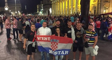 Hrvatska zemlja, Vatreni, Francuska