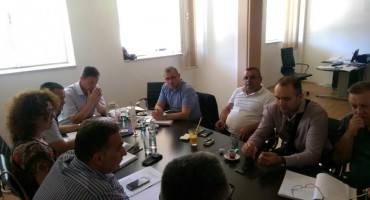 HNS, gospodarstvo