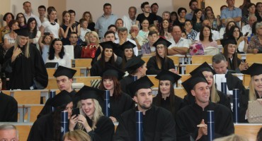 Mostar: Svečana promocija osamdeset osam studenata ekonomije