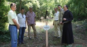 Široki Brijeg, poziv