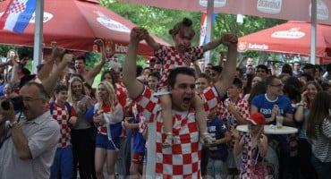 Mostar: Pogledajte ludnicu u Fan zoni nakon pogodaka Hrvatske