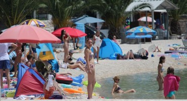 More je izvor života: Klek prepun ljubitelja mora i sunca