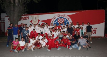 titula juniori