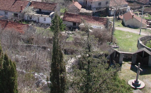 Uništen hrvatski stijeg 116. brigade u općini Neum