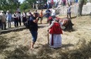 Imotska krajina: U Bakotama održana davno zaboravjena vršidba žita