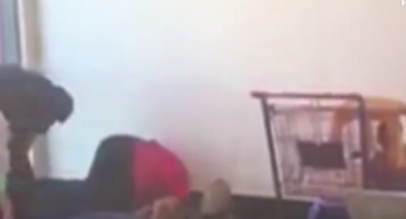 Mostar: Dvije žene klanjale nasred Mepas Malla