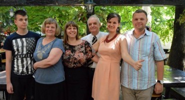 Mostar: U istome danu obitelj Jurić bogatija za dvije doktorice 