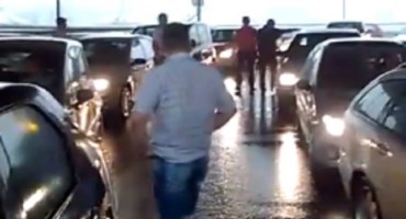 DJEVOJKA HTJELA SKOČITI S MOSTA, VOZAČ JE SPASIO: ‘Pitala me zašto sam to učinio’