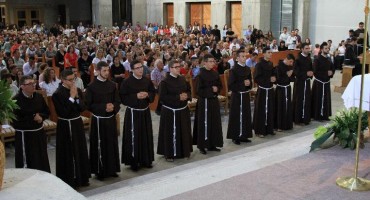 Fra Mario Knezović: Fratarska jedanestorka i nogometna filozofija