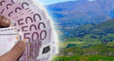 Nude se plaće od 2.800 eura i slobodne kuće