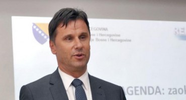 Zahtjev za javnom isprikom predsjednika Vlade Federacije BiH, Fadila Novalića