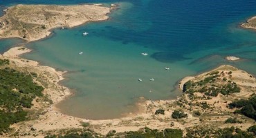 'Ciganka' čarobna plaža na jadranskoj obali