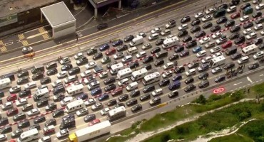 Po 15 sati čekaju da pređu granicu