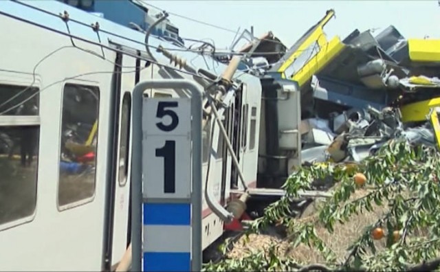 Tragedija u blizini Barija: Dvadesetero ljudi poginulo u sudaru vlakova
