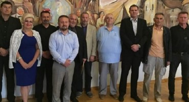 Domovinska koalicija:Lustracija, demografska obnova, gospodarstvo, dijaspora..