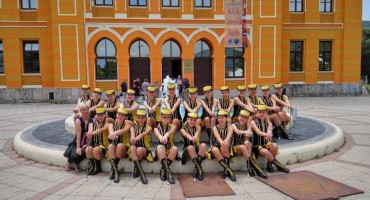 Mostarske mažoretkinje na sedmodnevnoj turneji u Francuskoj.