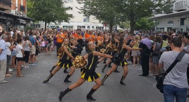 Mostarske mažoretkinje, Francuska