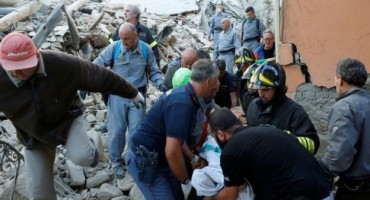Italija: Dan žalosti za 290 žrtava potresa