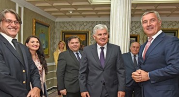 Čović i Đukanović o suradnji u svim oblastima