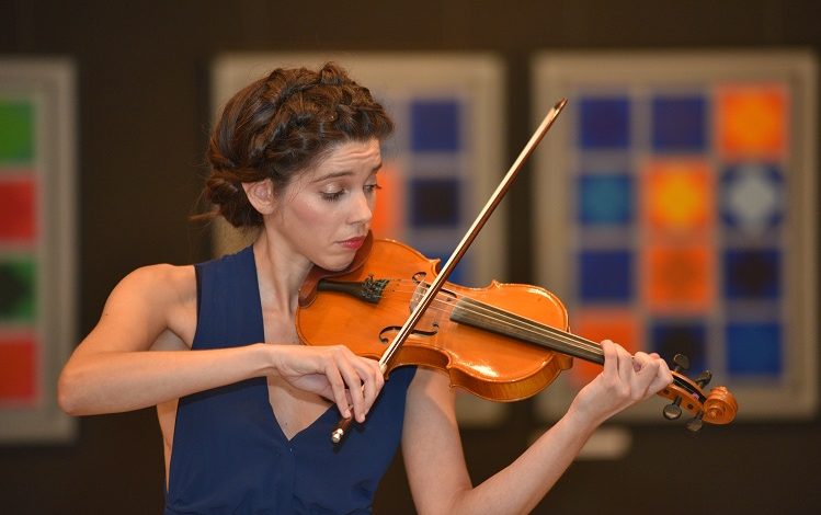 Mostar: U prepunoj Galeriji kraljice Katarine Kosače mlada violinistica Anica Ištuk izvela svoj diplomski koncert
