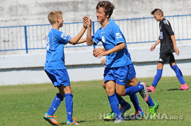 Pioniri i kadeti Imotskog neporaženi u Metkoviću