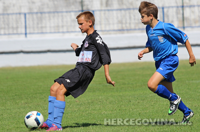 Pioniri i kadeti Imotskog neporaženi u Metkoviću