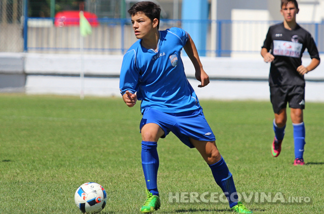 Pioniri i kadeti Imotskog neporaženi u Metkoviću