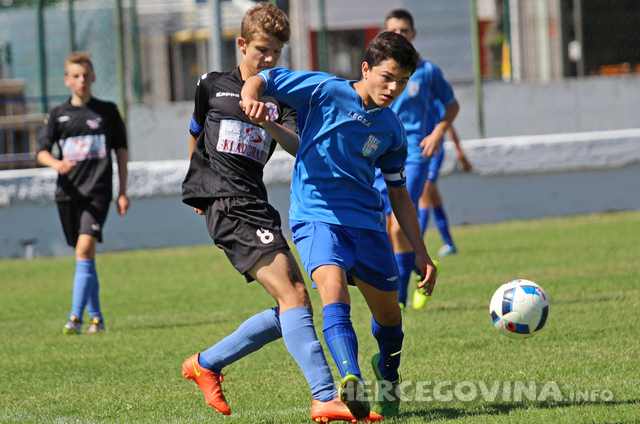 Pioniri i kadeti Imotskog neporaženi u Metkoviću