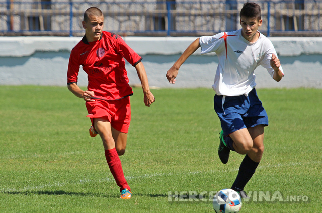 Pioniri i kadeti Imotskog neporaženi u Metkoviću