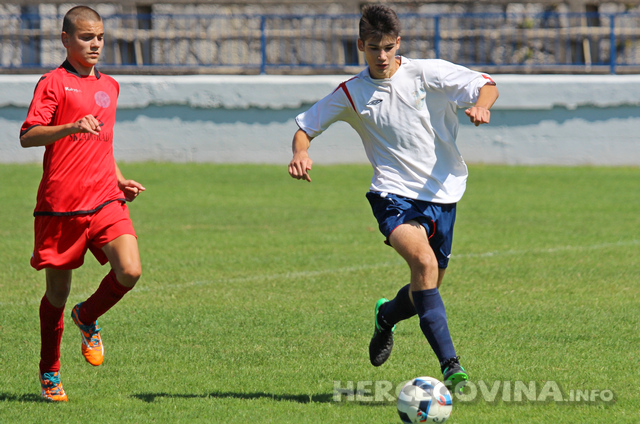 Pioniri i kadeti Imotskog neporaženi u Metkoviću