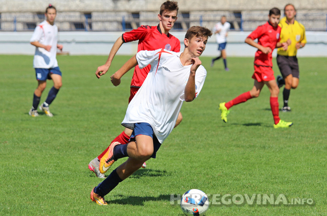 Pioniri i kadeti Imotskog neporaženi u Metkoviću