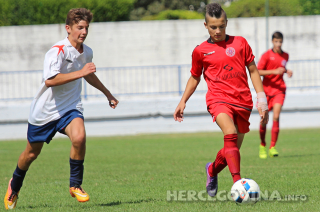 Pioniri i kadeti Imotskog neporaženi u Metkoviću
