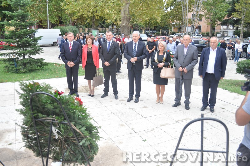 Mostar: Obilježena 25. obljetnica hrvatskih dragovoljaca Domovinskog rata Mostara i Herceg-Bosne !